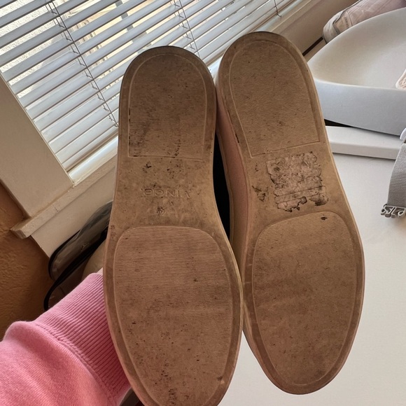 Vince black slip ons - Picture 4 of 4